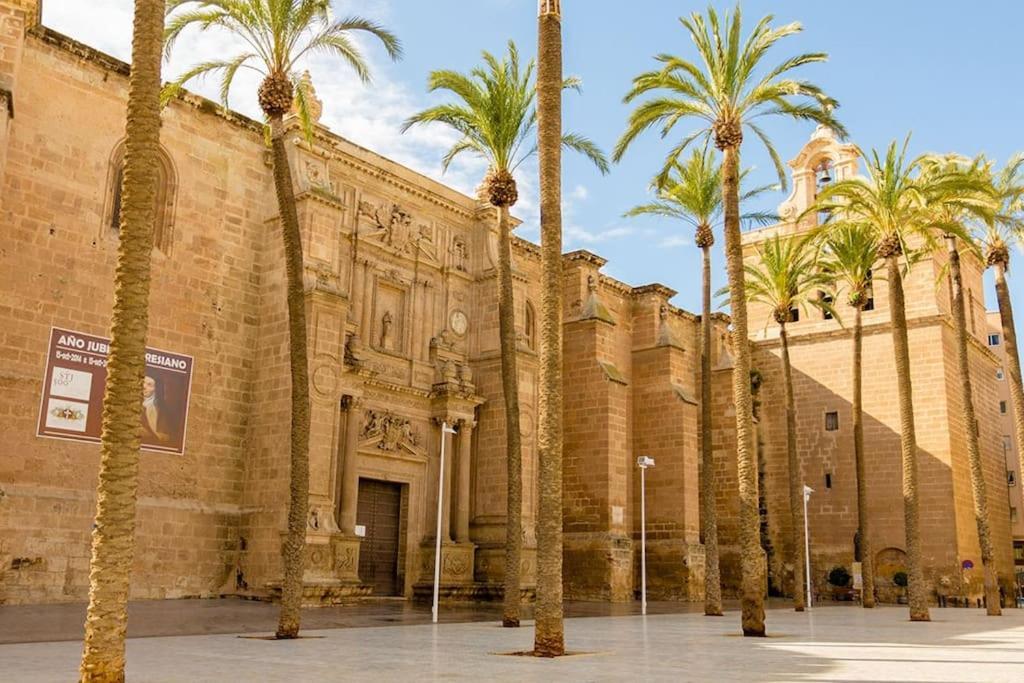 Precioso Piso En Almeria Centro Con Parking Gratis מראה חיצוני תמונה